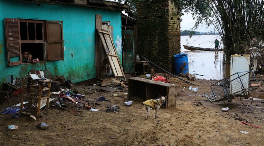 Demanda por reparos e reformas residenciais cresce no RS após enchentes, diz pesquisa