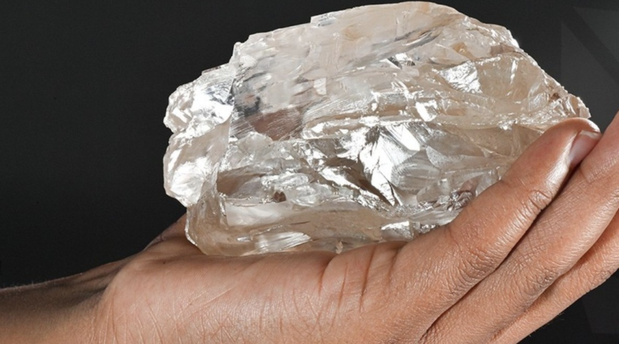 Segundo maior diamante do mundo, com 2.492 quilates, é encontrado em Botsuan