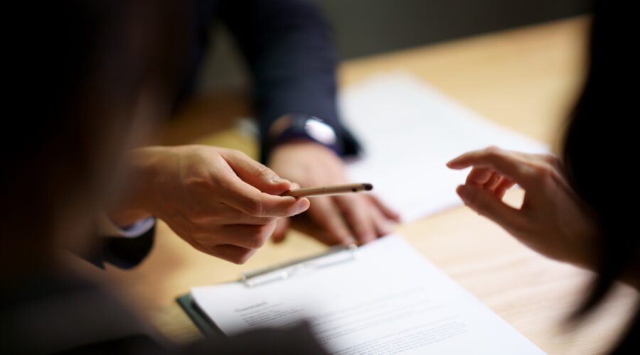 Quais são os contratos necessários para abrir uma franquia