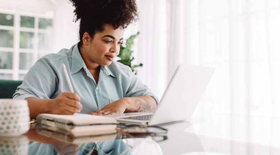 Maturidade digital dos pequenos negócios no Brasil ainda é baixa, mostra estudo