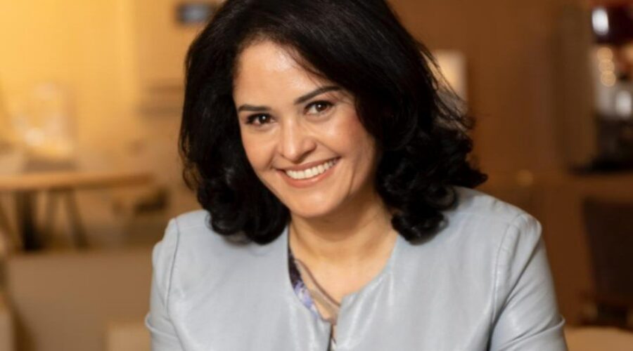 Médica empreende com startup que ajuda mulheres no diagnóstico precoce do câncer de mama