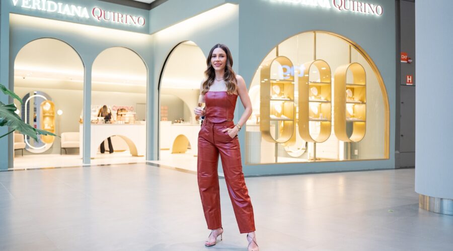 Ela deixou a escola aos 11 anos e hoje tem uma marca de semijoias que fatura mais de R$ 50 milhões